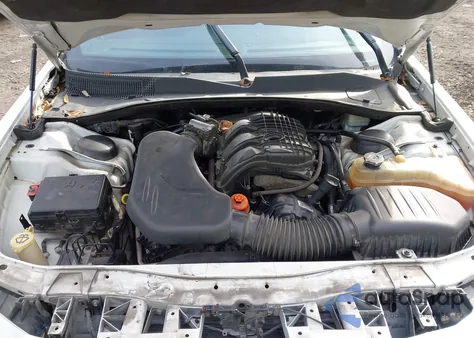 2013 Chrysler 300 Motown from USA, damaged, VIN 2C3CCAAG1DH504231